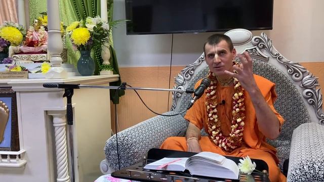 Лекция по «Шримад-Бхагаватам», 10.64.29, г. Красноярск, Вальмики дас, 03.05.2021 г. смотреть онлайн