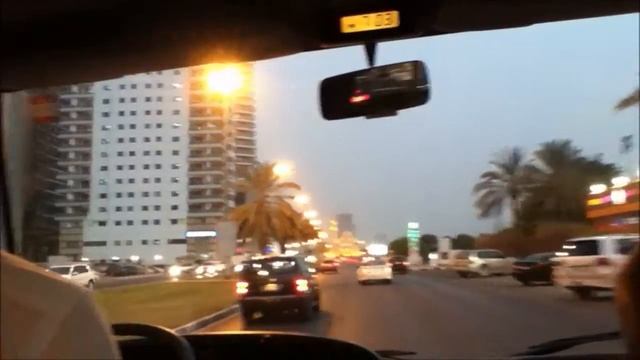 Вечерний город Шарджа ОАЭ/Sharjah смотреть онлайн