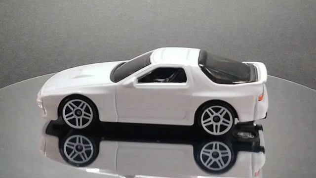 '89 Mazda Savanna RX-7 FC3S 2021 HW J-Imports [CFL27] смотреть онлайн