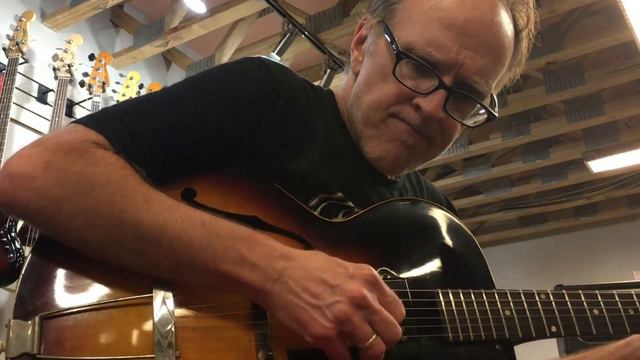 1959 Gibson ES-125T смотреть онлайн
