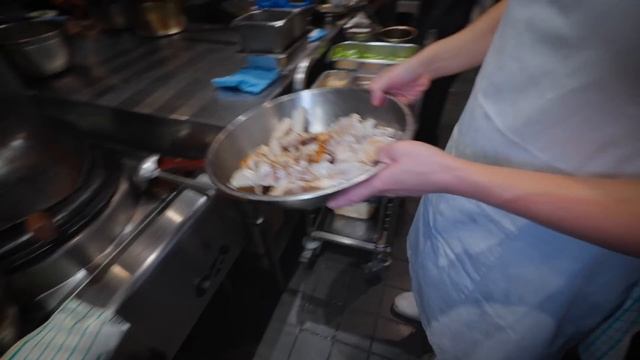 BIGGEST Crab I’ve Ever Seen!! ? TASMANIAN KING CRAB - Cooked 3 Ways!!