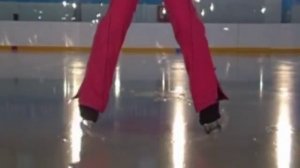 2. Как научиться кататься на коньках задом часть 1