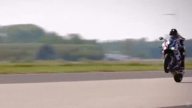 BMW M1000rr First Look Review