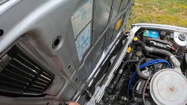 Short Walkthrough of a Classic 1982 Honda Prelude then Cruise with My 1995 Acura Legend 6 Speed смотреть онлайн