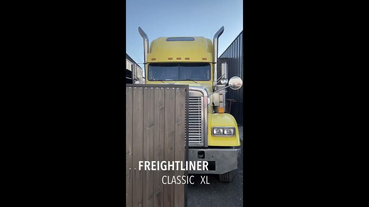 Восстанавливаю  Freightliner Classic XL
