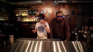 Парни пробуют БЕЗУМНУЮ ЕДУ ☑️