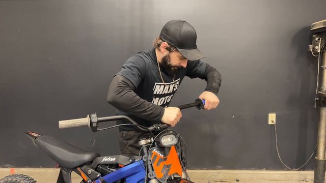 2023 Sur Ron Light Bee X Handlebar Upgrade High-Bars / E-Bike / Step-By-step / MAX'S MOTO SHOP смотреть онлайн
