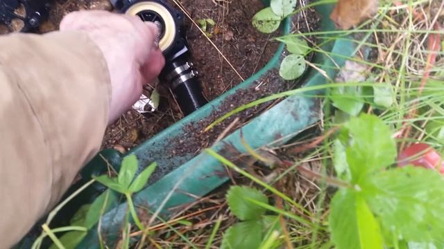 How to Fix Irrigation Valve That Won't Shut Off (Irrigation Valve Disassembly and Cleaning) смотреть онлайн