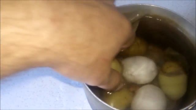 Быстро чищу картошку в мундире смотреть онлайн