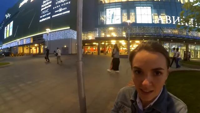 АвиаПарк/Самый большой цилиндрический аквариум в Мире смотреть онлайн