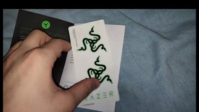 распаковка игровой мышки Razer DEATHADDER ESSENTIAL смотреть онлайн