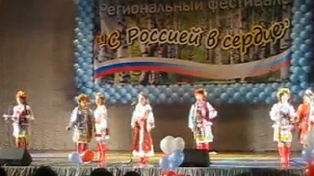 День РФ в Астане. Украинцы "Чаривницы" - Ой при лужку смотреть онлайн