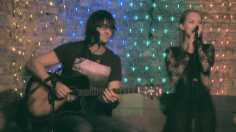 Latte! - Moves Like Jagger (Maroon 5 cover)