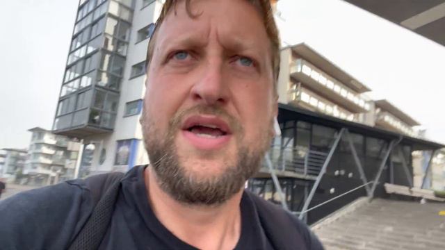 Как правильно думать новоприбывшим в Швецию. 20 августа 2022 года. смотреть онлайн