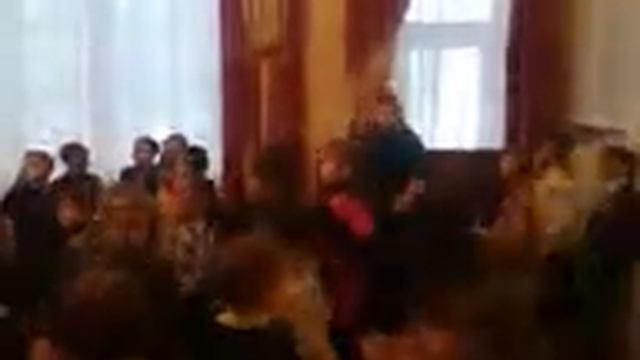 веселый танец ЧИКА РИКА смотреть онлайн