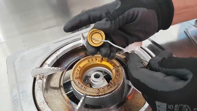 Cleaning Auscrown Wok Cookers Burner Cap смотреть онлайн