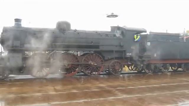 A mostrare il loro splendore sulla rotonda!! смотреть онлайн