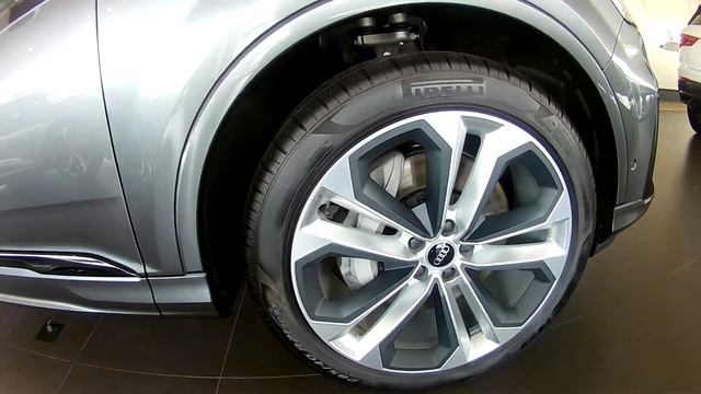 Audi Q7 - 2023 смотреть онлайн