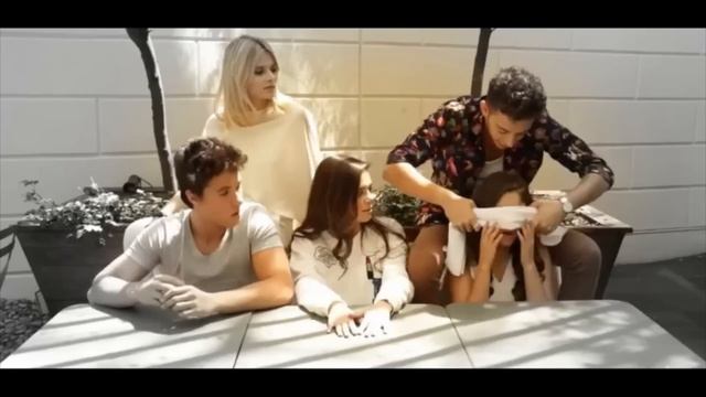 Tus Besos - Karol Sevilla y Ruggero Pasquarelli - Video Ruggarol смотреть онлайн