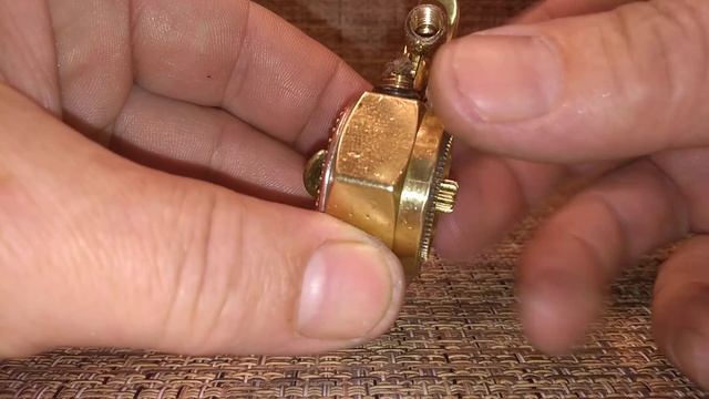 Steampunk. Зажигалка бензиновая из гайки д.3/4, своими руками. (ПЕРЕЗАЛИВ) смотреть онлайн