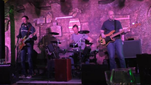 Outside - Public Pub, Depo't Center, Chernivtsi, Ukraine 09-02-2018 смотреть онлайн