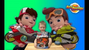 ✅ МОТОФАЙТЕРЫ сияющий рыцарь - обзор и РАСПАКОВКА игрушки мотоцикл с волчками битва и СМЕНА ТАКТИК