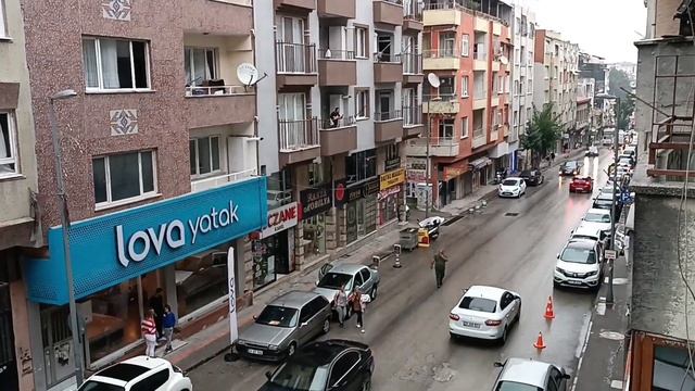 День испорчен, я в кровати, маскана мне?Блендер умер. Ашкым среди роз в центре Антакьи, Турция смотреть онлайн