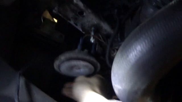 VW Touran. Замена клаксона смотреть онлайн