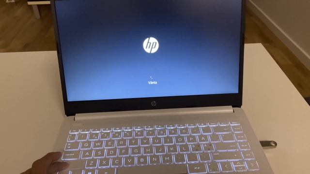 How To Boot Windows 11 on HP Laptop from USB смотреть онлайн