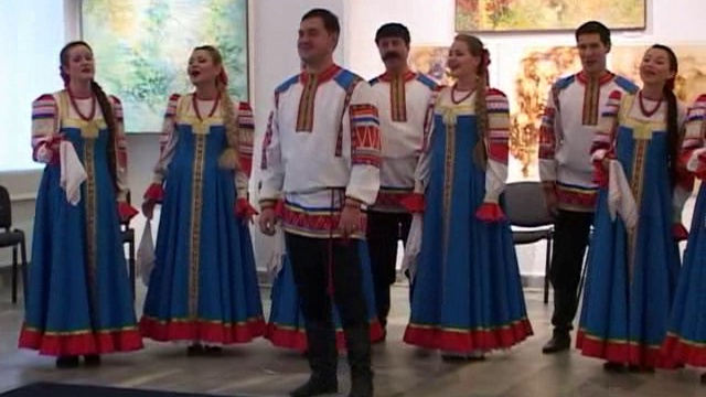 Академический хор русской песни Песни России - Вдоль по улице метелица метёт. смотреть онлайн