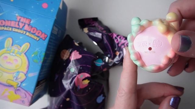 The Lonely Moon by Finding Unicorn x ShinWoo (Full Case Unboxing) SECRET EDITION!? Space Ghost Bunn смотреть онлайн