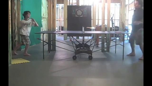 Awesome Ping Pong Fight смотреть онлайн