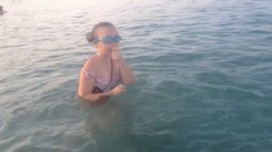 изучаем дно Средиземного моря, ракушки, камушки