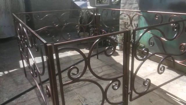 Оградка ритуальная холодная ковка.