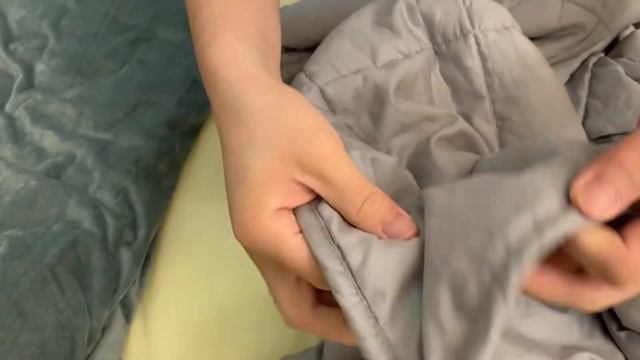 Compare Quility vs Luna Weighted Blankets | Are they the same? смотреть онлайн