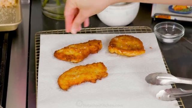 Crispy Chicken Schnitzel Recipe: Easy and Delicious! смотреть онлайн