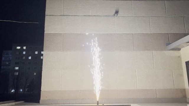 PLI004 Фонтан 4 м 45 сек, серебро смотреть онлайн