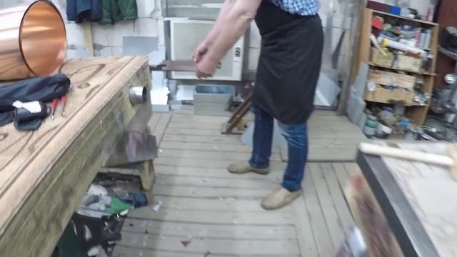 Гибка заготовки и соединение на фальц. Урок 7. смотреть онлайн