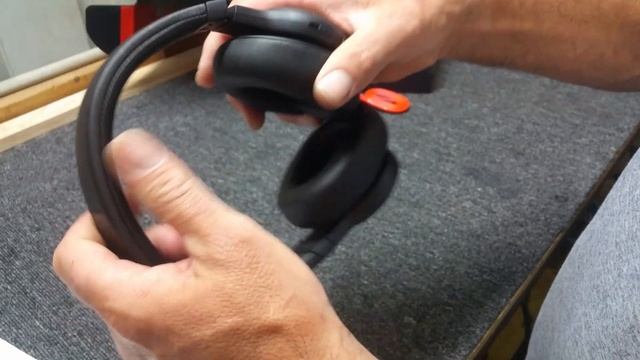 JBL DUET NC Headphones - HONEST REVIEW.... Sort of - WOW смотреть онлайн