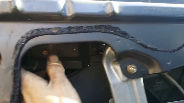 Mitsubishi endeavor door handle replacement