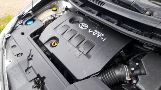 Куда заливают технические жидкости Тойота Аурис Королла 150 2008г смотреть онлайн