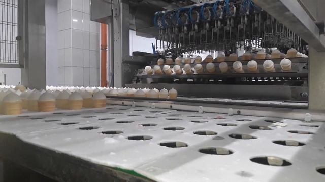 Как закалялось эскимо: путь от коровы до магазина смотреть онлайн
