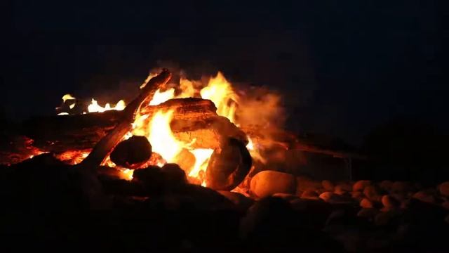 Костёр на реке Келе. Якутия. смотреть онлайн