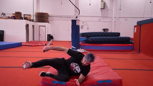 Stunts from Mortal Kombat In Real Life (2021 Movie) смотреть онлайн