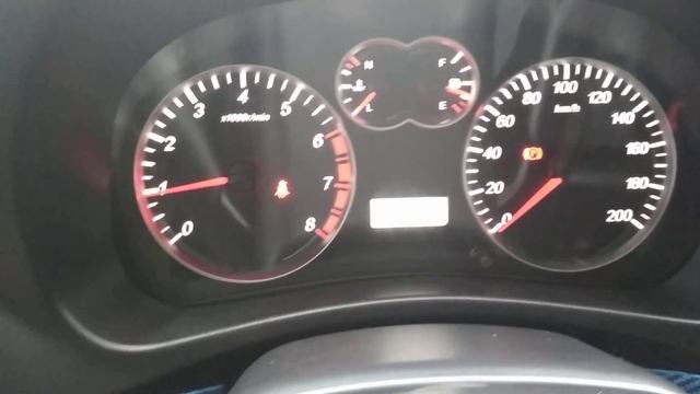 Периодически гаснут диоды в приборной панели