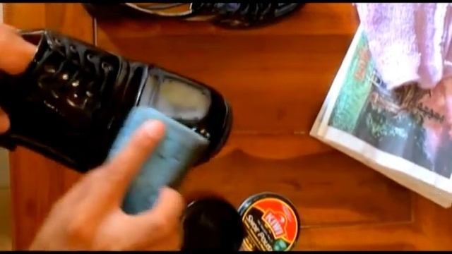 TVC Kiwi Polish Shoe смотреть онлайн