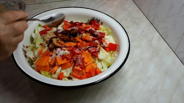 КАПУСТА ОСТРАЯ, ВКУСНЕЕ КВАШЕНОЙ. ОБЯЗАТЕЛЬНО ПОПРОБУЙ. смотреть онлайн
