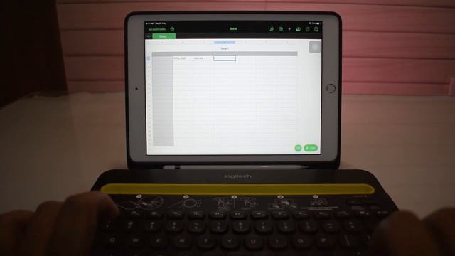 iPad 10.2 8th Generation (Indian Variant) + Accessories |Worth for 30000 ? | Review 2021 [HINDI] смотреть онлайн