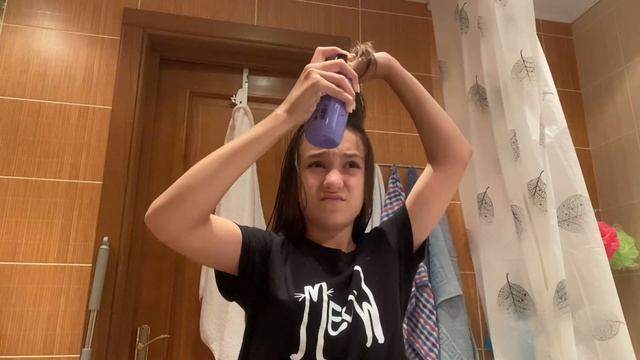 Сегодня я покажу как я укладываю волосы и чёлку )? смотреть онлайн