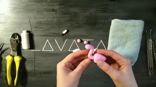 Лепим "фламинго" для новогодней елки из воздушного пластилина! смотреть онлайн